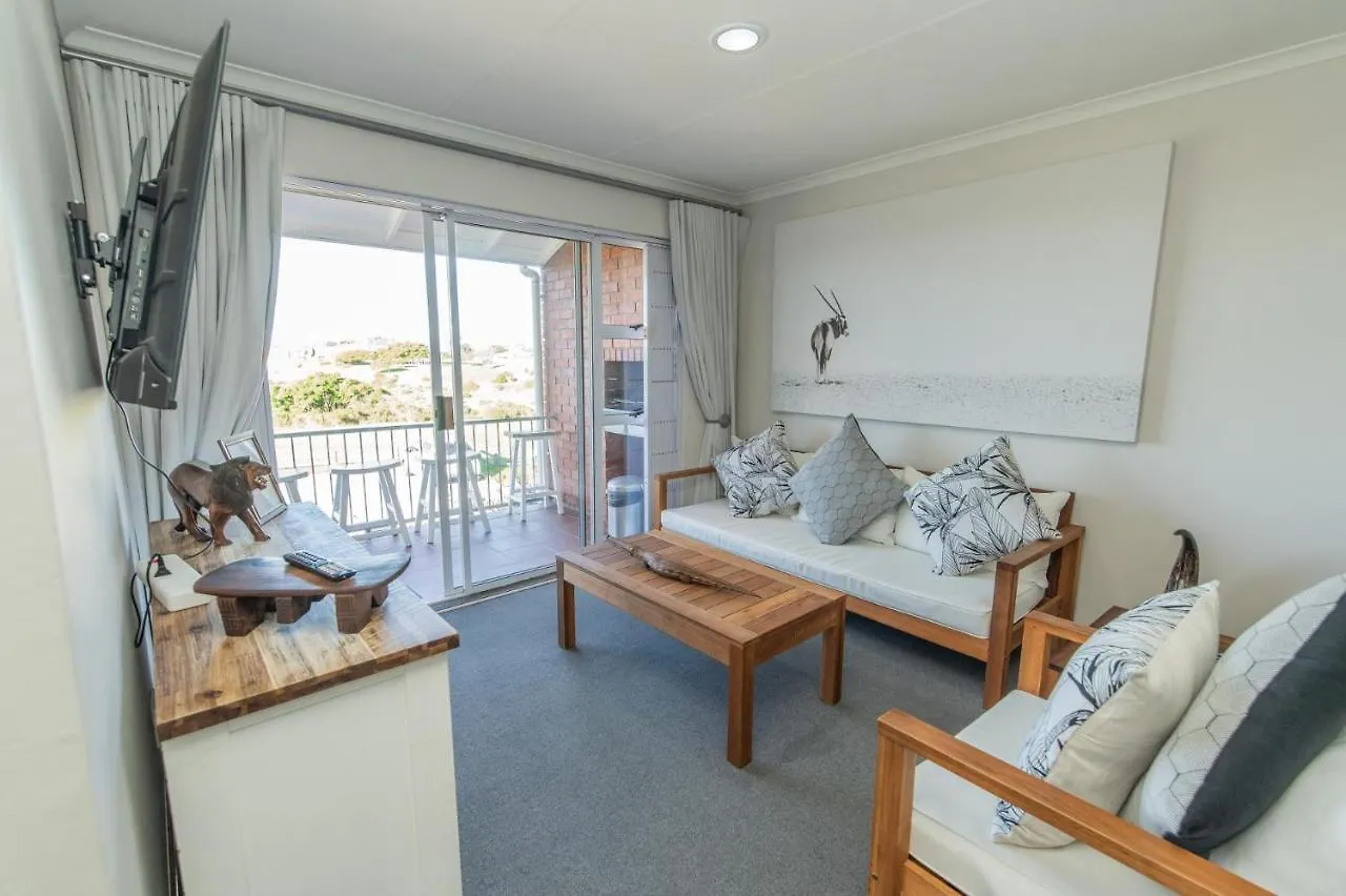 The Heads Luxury 3 Bedroom Port Elizabeth Apartment